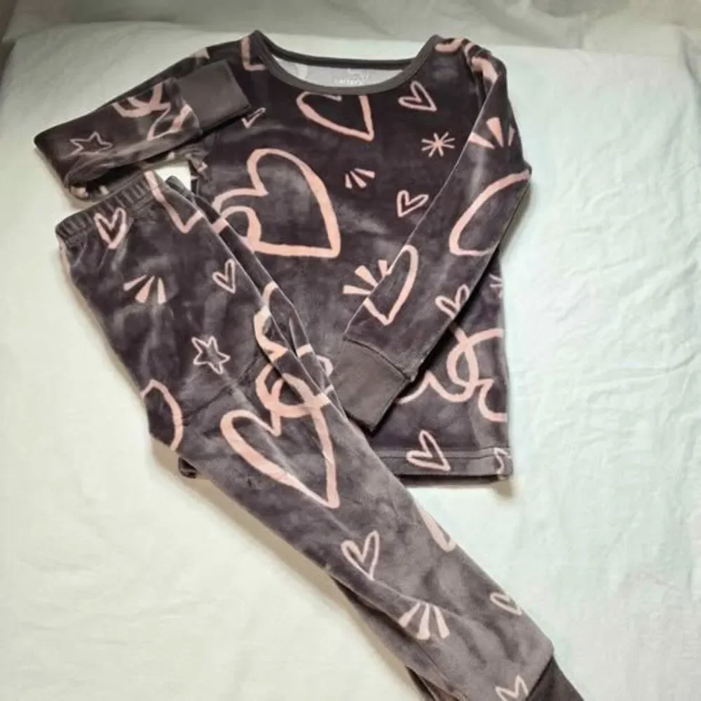 Carter's size 2T velour velvet 2pc Pajamas set girls